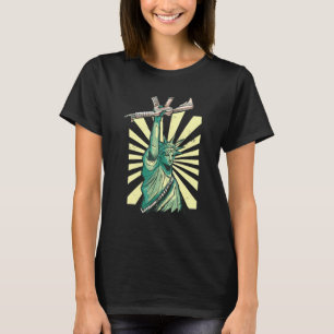 Statue Of Liberty Ar-15 Gun Loving American T-Shirt