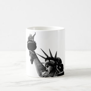 Statue of Liberty Black & White Coffee Mug