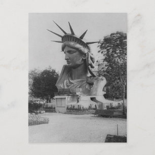 Statue of Liberty Head - Paris Park Postcard