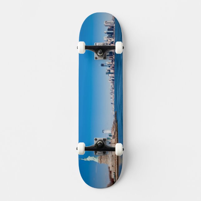 Statue of Liberty, Hudson River and Manhattan Skateboard (Front)