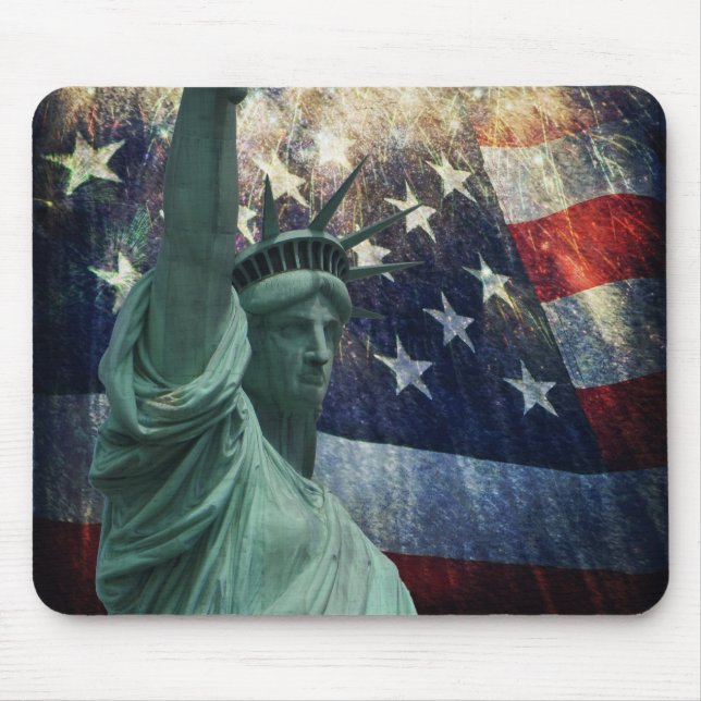 Statue of Liberty Mouse Mat (Front)