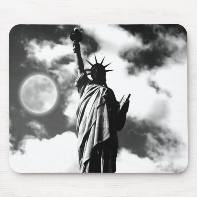 Statue of Liberty New York City Mouse Mat (Front)