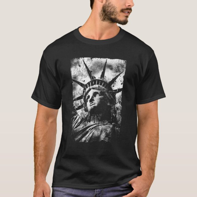 Statue of Liberty Shirt Distressed USA Graphic Des (Front)