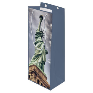 Statue of Liberty wine gift bag