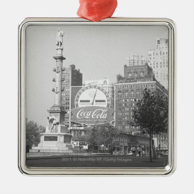 Statue on american city square B&W Metal Tree Decoration (Front)