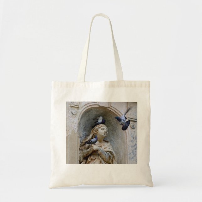 Statue with pigeons tote bag (Front)