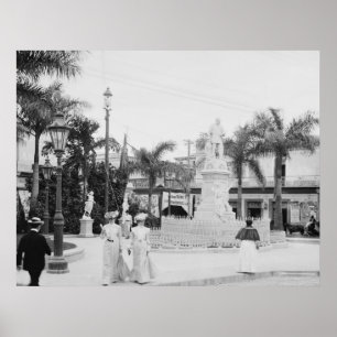 Statuesque Havana: 1903 Poster