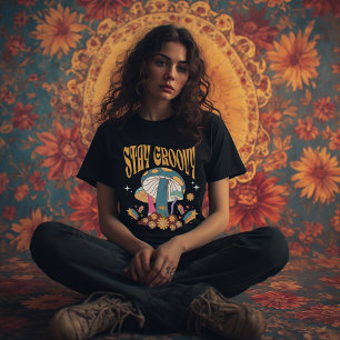 Stay Groovy Retro Mushroom Aesthetic   70s retro T-Shirt