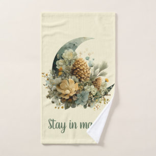 Stay in Magic Winter Moon Design Bath Towel Set