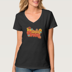 Staying Groovy 60s Vintage 70s Retro Saying Hippie T-Shirt