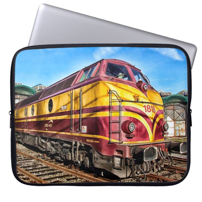 Steam Engine Locomotive Train Graffiti Sleeve (Front)