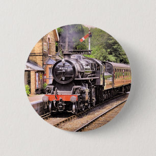 STEAM TRAINS    6 CM ROUND BADGE