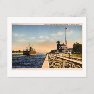 Steamer Entering Muskegon Harbour, Muskegon, Mich Postcard