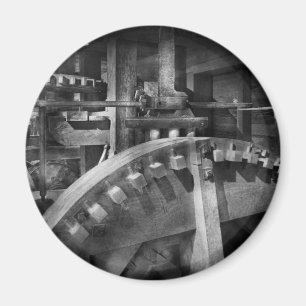 Steampunk - Runs like clockwork Magnet