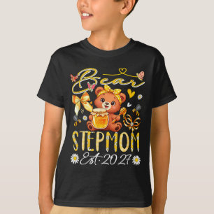 Stepmom Est 2027 Floral Bow Tie Mothers Day Bear T-Shirt