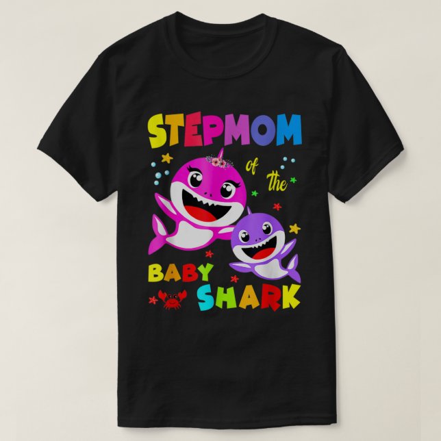 Stepmom Shark Stepmom Shark Family Mother's Day  T-Shirt (Design Front)