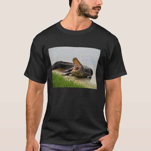 Still hungry T-Shirt (Front)