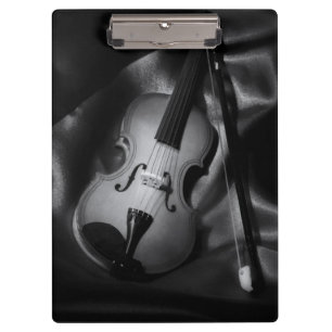 Still-life b&W image of a violin Clipboard