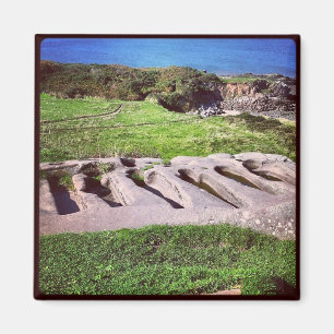 Stone Graves,  Heysham Magnet