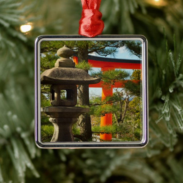 Stone Lantern and Torii Gate Metal Tree Decoration (Tree)