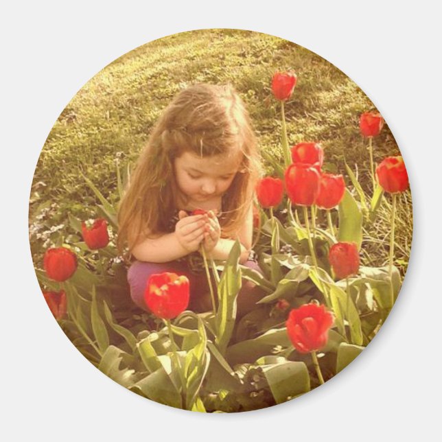 stop and smell the tulips round magnet (Front)