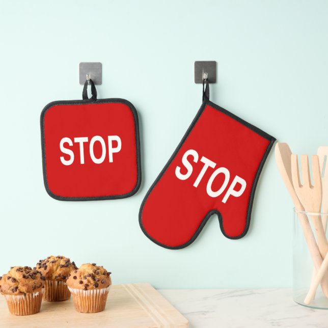 Stop Sign Yard Flag Sign garden flag Oven Mitt & Pot Holder Set (Insitu(Hanging))