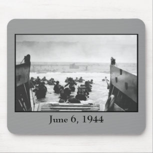 Storming The Beach On D-Day Painting Mouse Mat