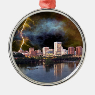 Stormy Richmond Skyline Metal Tree Decoration