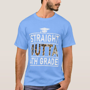 Straight Outta 4Th Grade Leopard Lover Funny Gifts T-Shirt