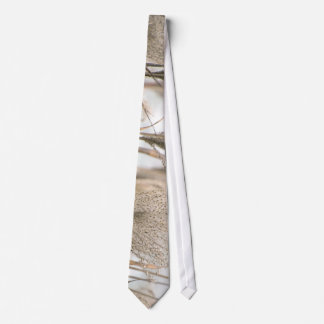 Straw in winter tie