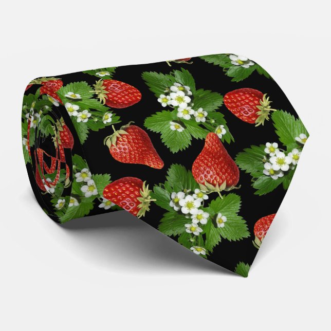 Strawberries Farm Fresh Black Tie (Rolled)