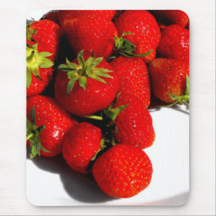 Strawberries fruit food mouse mat