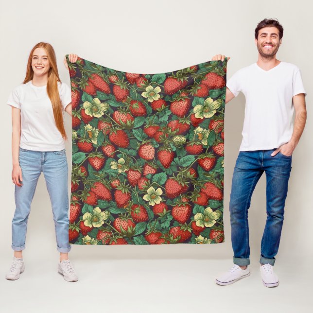 Strawberries Pattern Fleece Blanket (In Situ)