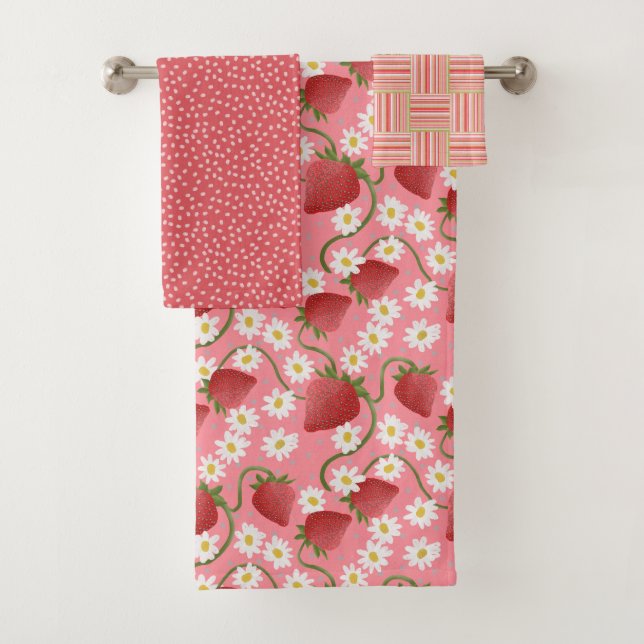 Strawberry Patch pink Bath Towel Set (Insitu)