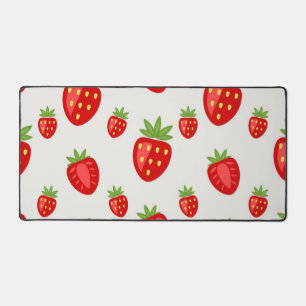 Strawberry pattern desk mat