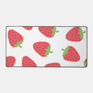 Strawberry pattern desk mat