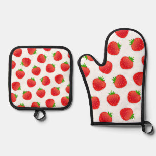 Strawberry pattern oven mitt & pot holder set