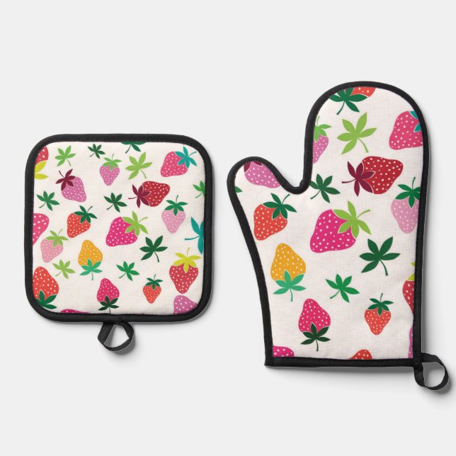 Strawberry pattern oven mitt & pot holder set (Front)