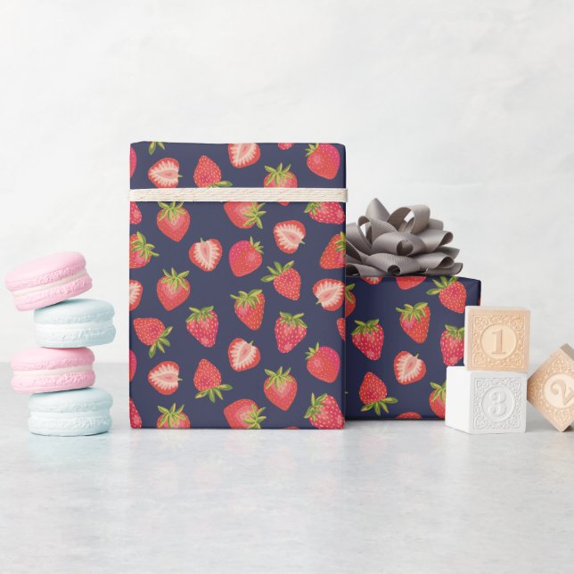 Strawberry pattern wrapping paper (Baby Shower)