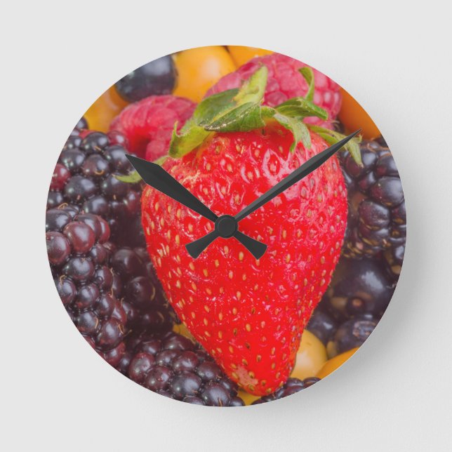 Strawberry Round Clock (Front)