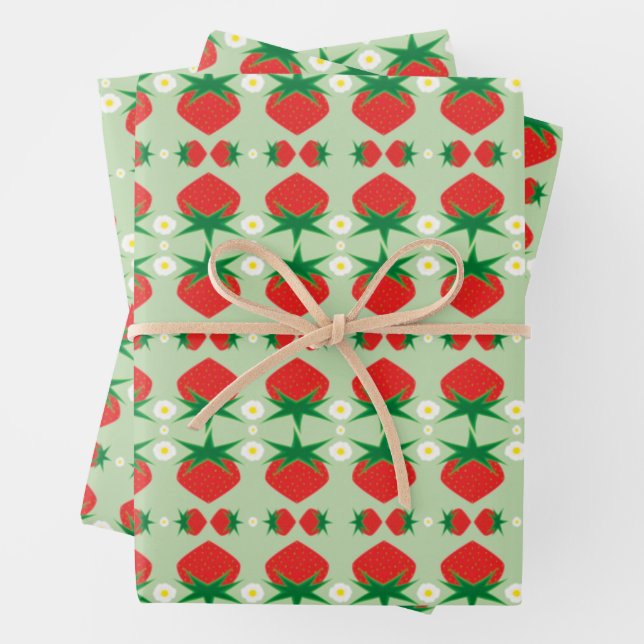 Strawberry Wrapping Paper (In situ)