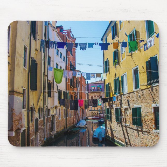 Street in Venice with laundry washed clothes Italy Mouse Mat (Front)