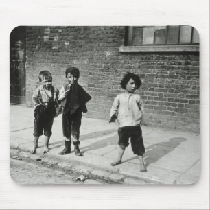 Street urchins in Lambeth (b/w photo) Mouse Mat