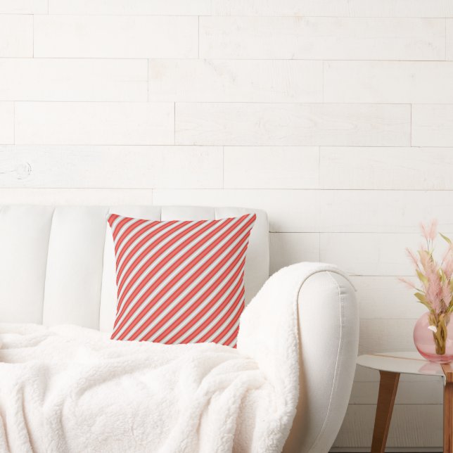 Stripe candy pattern cushion (Couch)