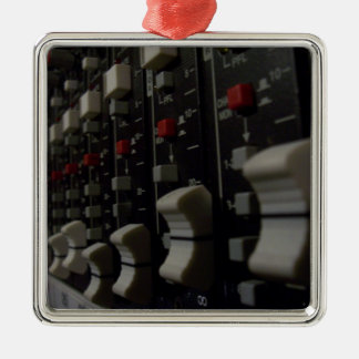 Studio Life Metal Tree Decoration