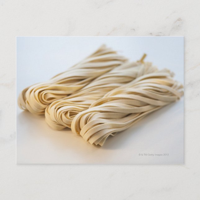 Studio shot of fresh linguini pasta postcard (Front)