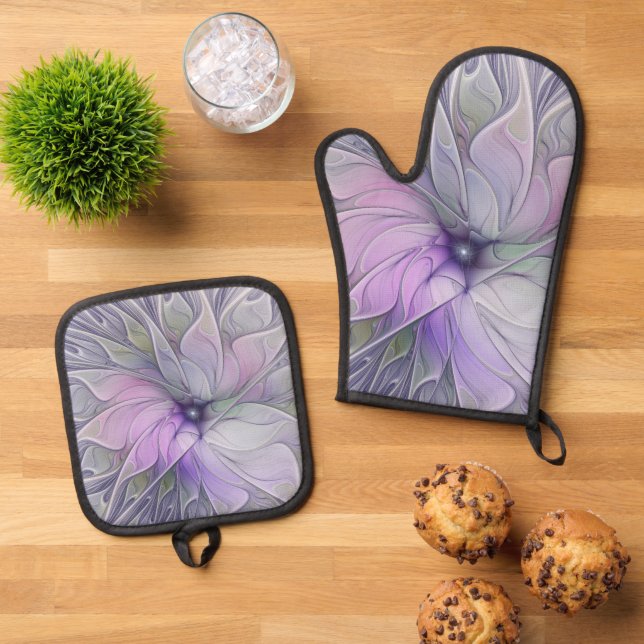 Stunning Beauty Modern Abstract Fractal Art Flower Oven Mitt & Pot Holder Set (Top Down)