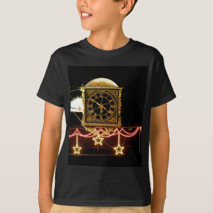 Stunning Clock at Xmas T-Shirt