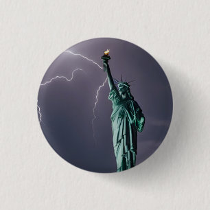 Stunning digital art design Statue of Liberty 3 Cm Round Badge