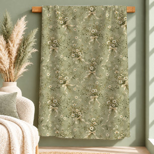 Stunning Vintage White Daisy Green Blanket Design